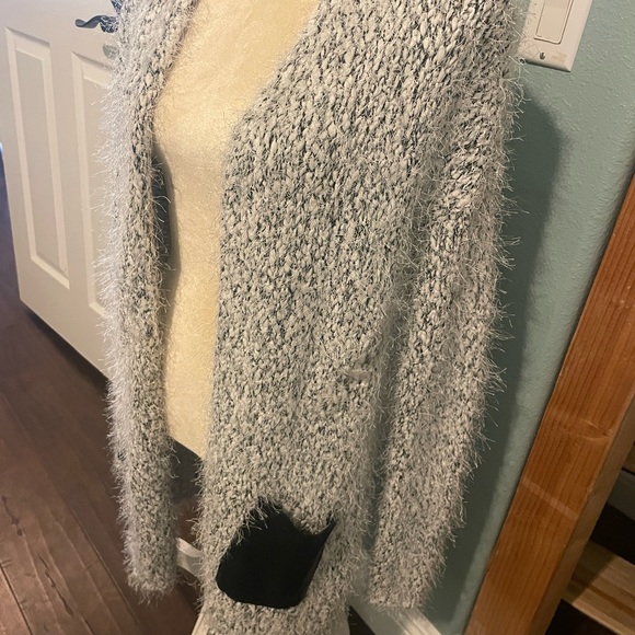 Women’s Calvin Klein long sweater black and white - Picture 2 of 6